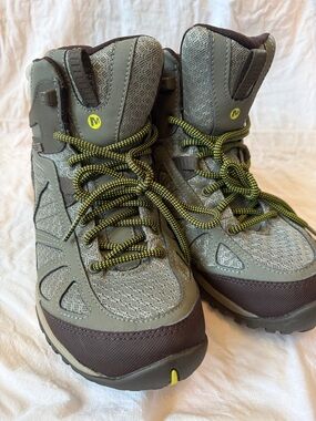 Siren Sport Q2 Mid Waterproof Hiking Boot - Women's size 8.5 outdoor hike